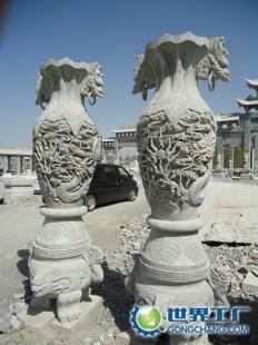 石雕宝瓶与石雕花瓶 园林中的艺术瑰宝与市场行情